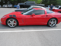 Image 6 of 13 of a 2006 CHEVROLET CORVETTE