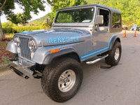 Image 2 of 13 of a 1985 JEEP CJ7