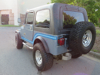 Image 11 of 13 of a 1985 JEEP CJ7