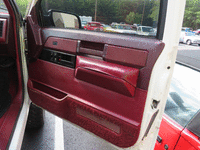 Image 7 of 11 of a 1989 CHEVROLET K1500