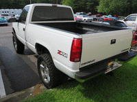 Image 8 of 11 of a 1989 CHEVROLET K1500