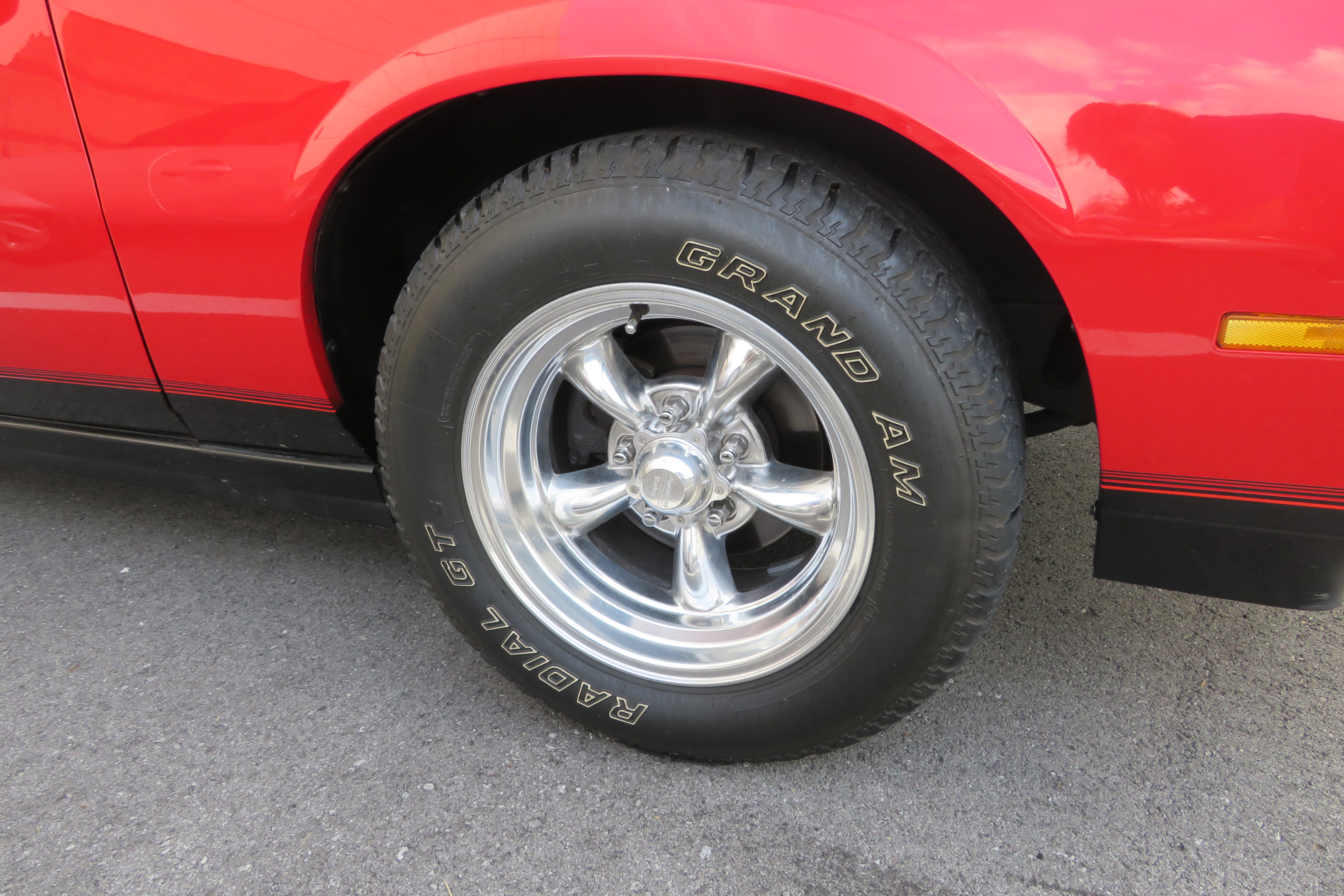 12th Image of a 1987 CHEVROLET CAMARO