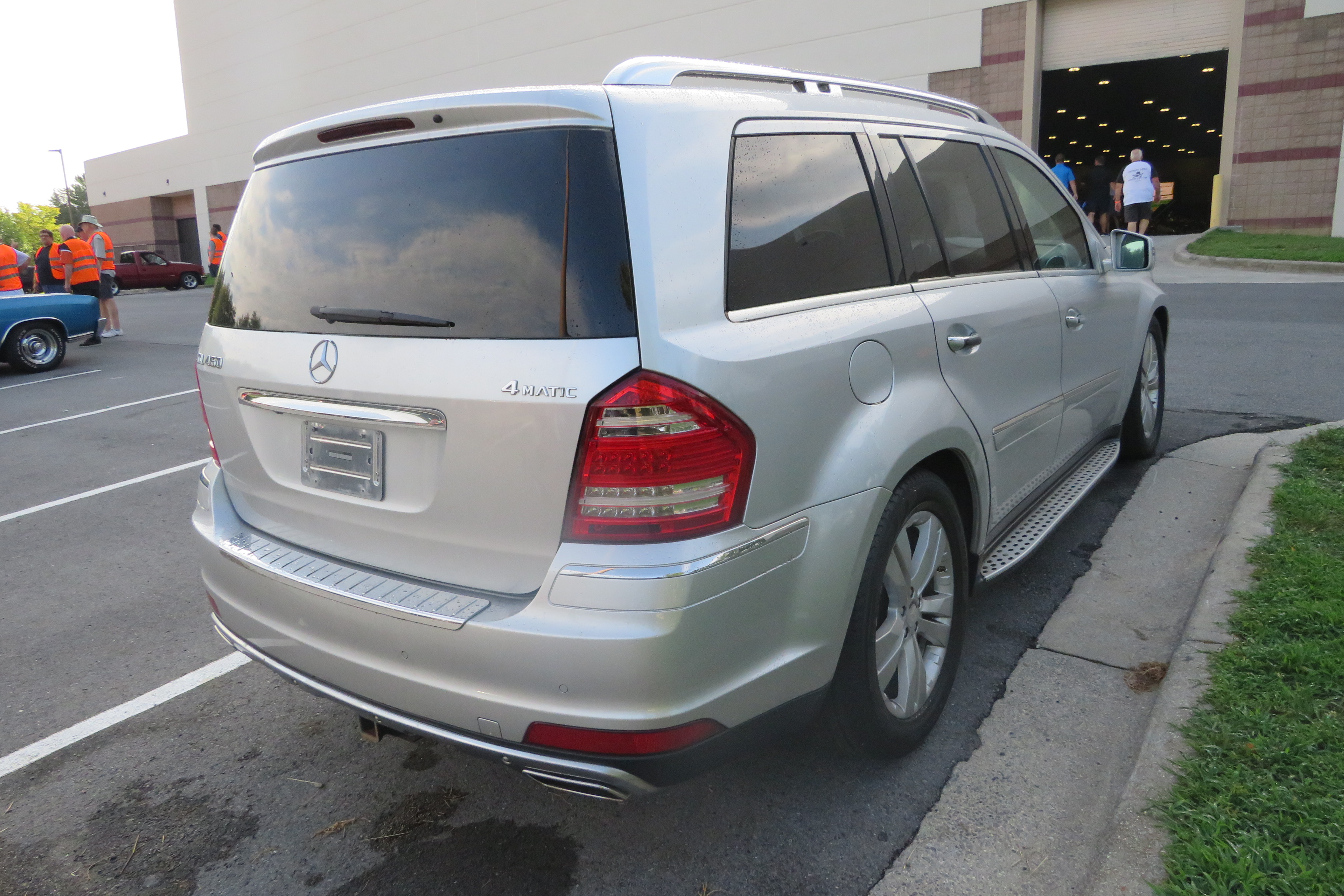 12th Image of a 2011 MERCEDES-BENZ GL-CLASS GL450 4MATIC