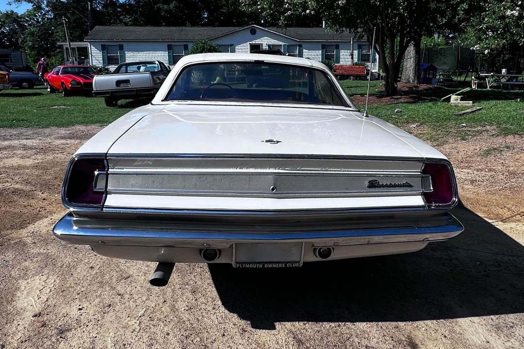 4th Image of a 1967 PLYMOUTH BARRACUDA
