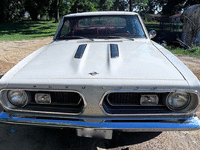 Image 4 of 12 of a 1967 PLYMOUTH BARRACUDA