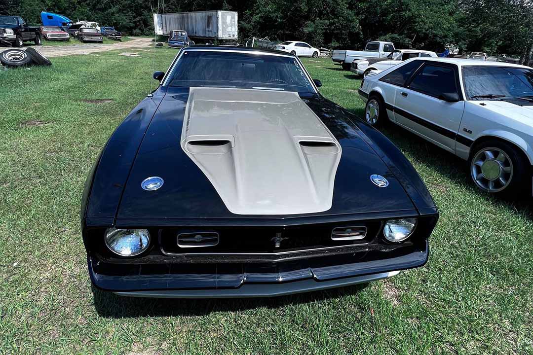 2nd Image of a 1971 FORD MUSTANG