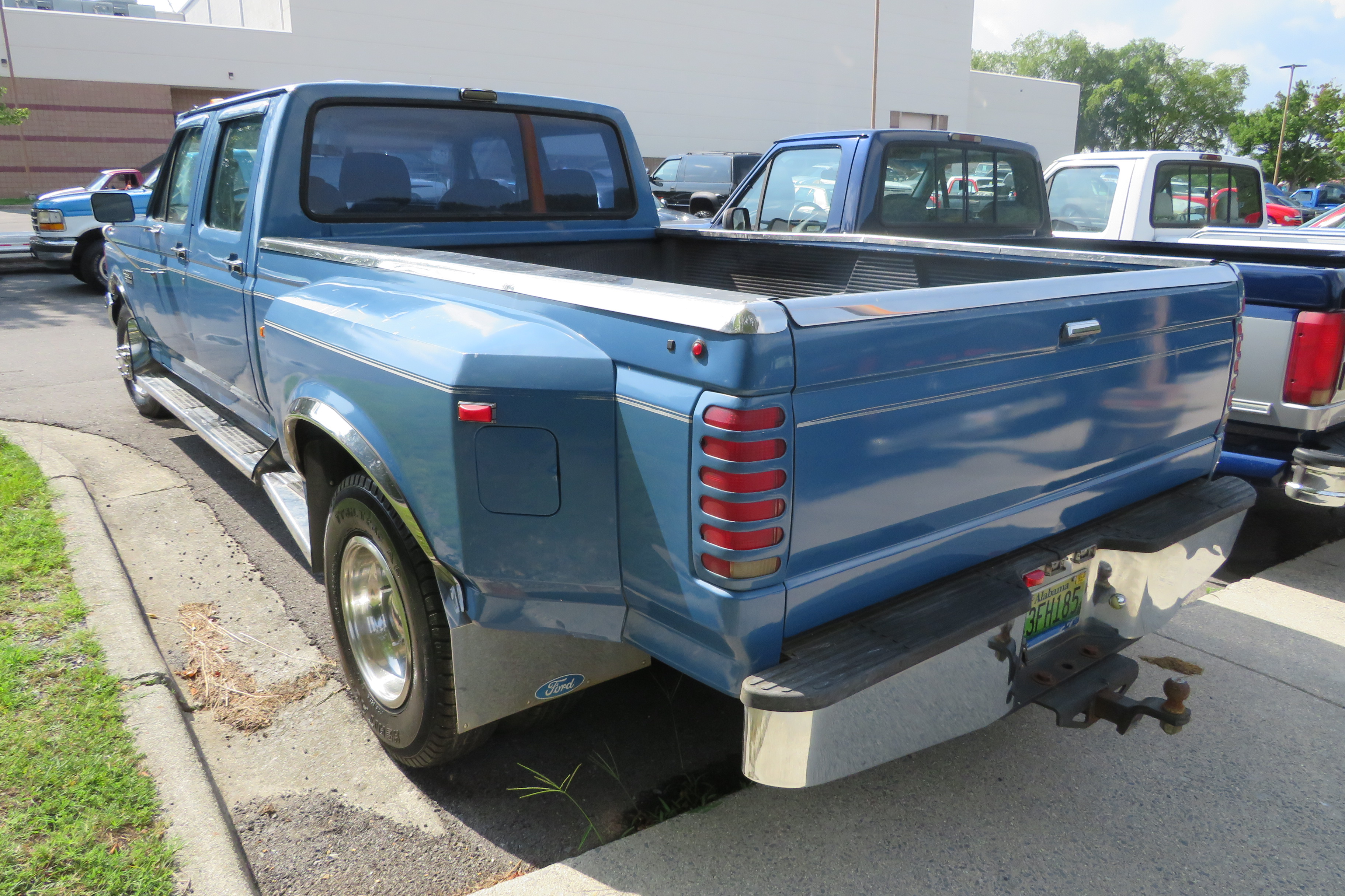 8th Image of a 1990 FORD F-350