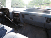 Image 6 of 12 of a 1990 FORD F-350
