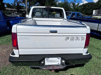 Image 4 of 6 of a 1995 FORD F-150