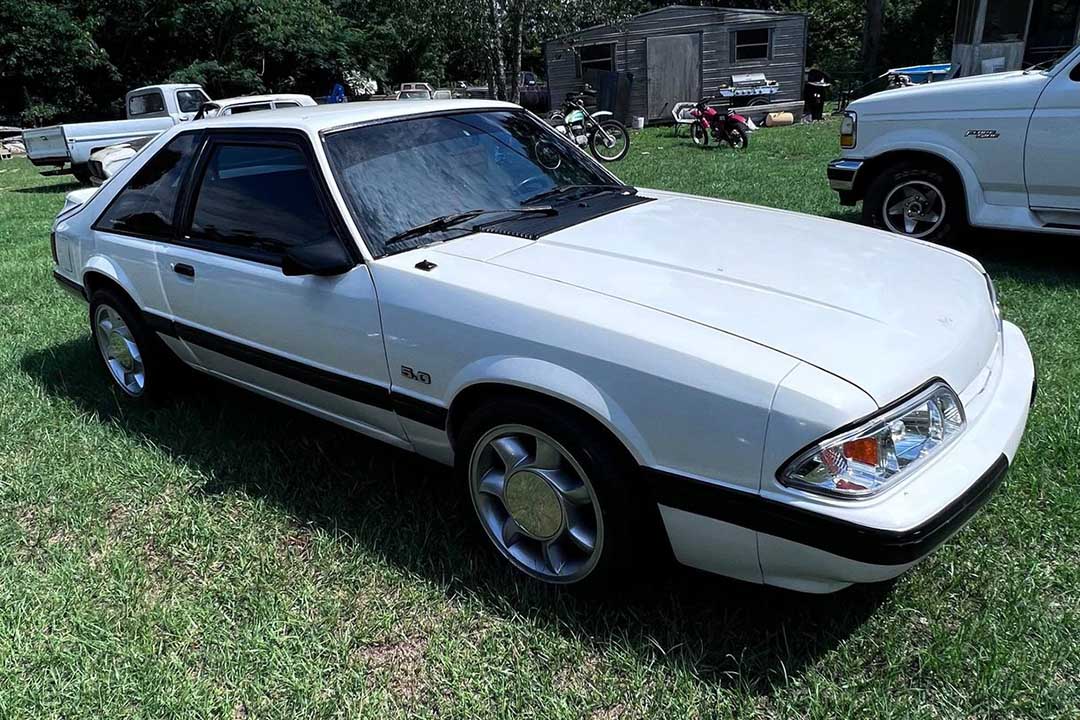 0th Image of a 1990 FORD MUSTANG LX