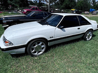 Image 2 of 6 of a 1990 FORD MUSTANG LX