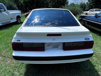 Image 4 of 6 of a 1990 FORD MUSTANG LX