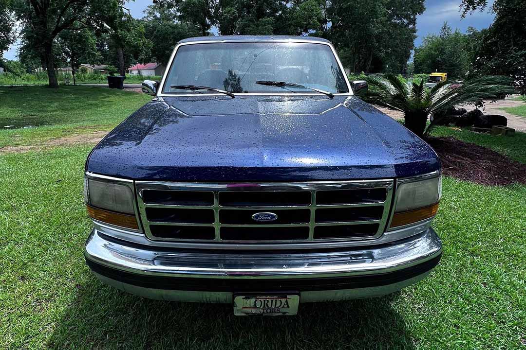 2nd Image of a 1994 FORD F-150