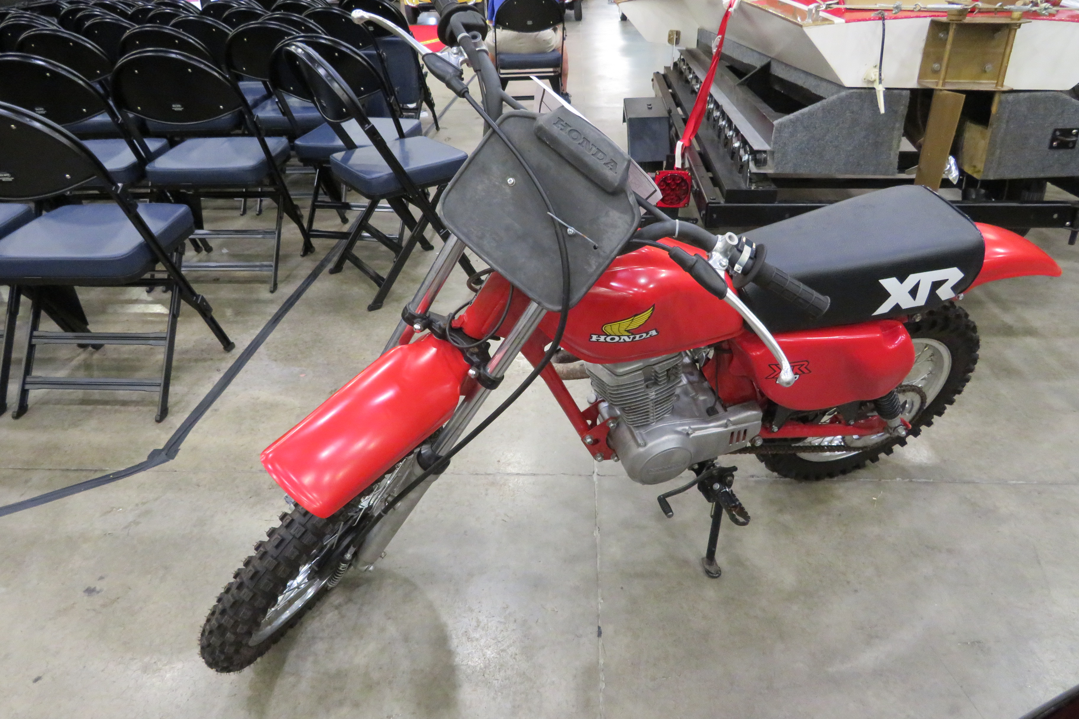 3rd Image of a 1980 HONDA XR8OR