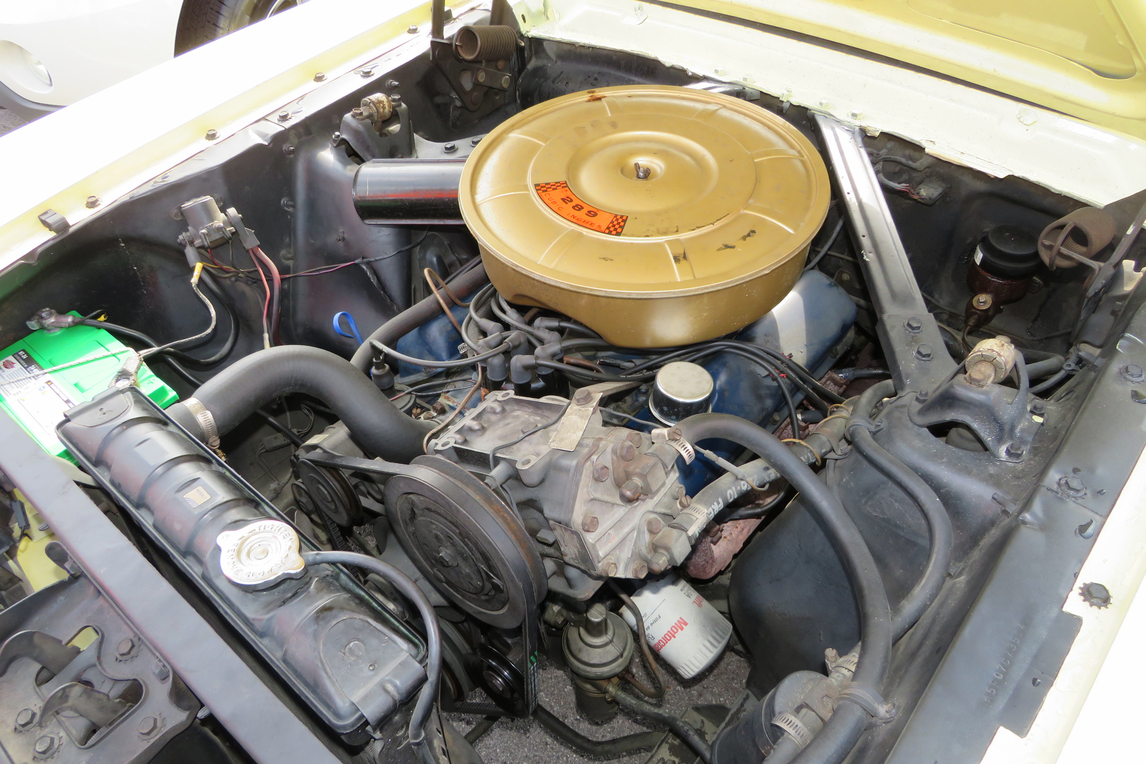 2nd Image of a 1965 FORD MUSTANG