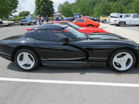 Image 3 of 12 of a 1995 DODGE VIPER RT/10
