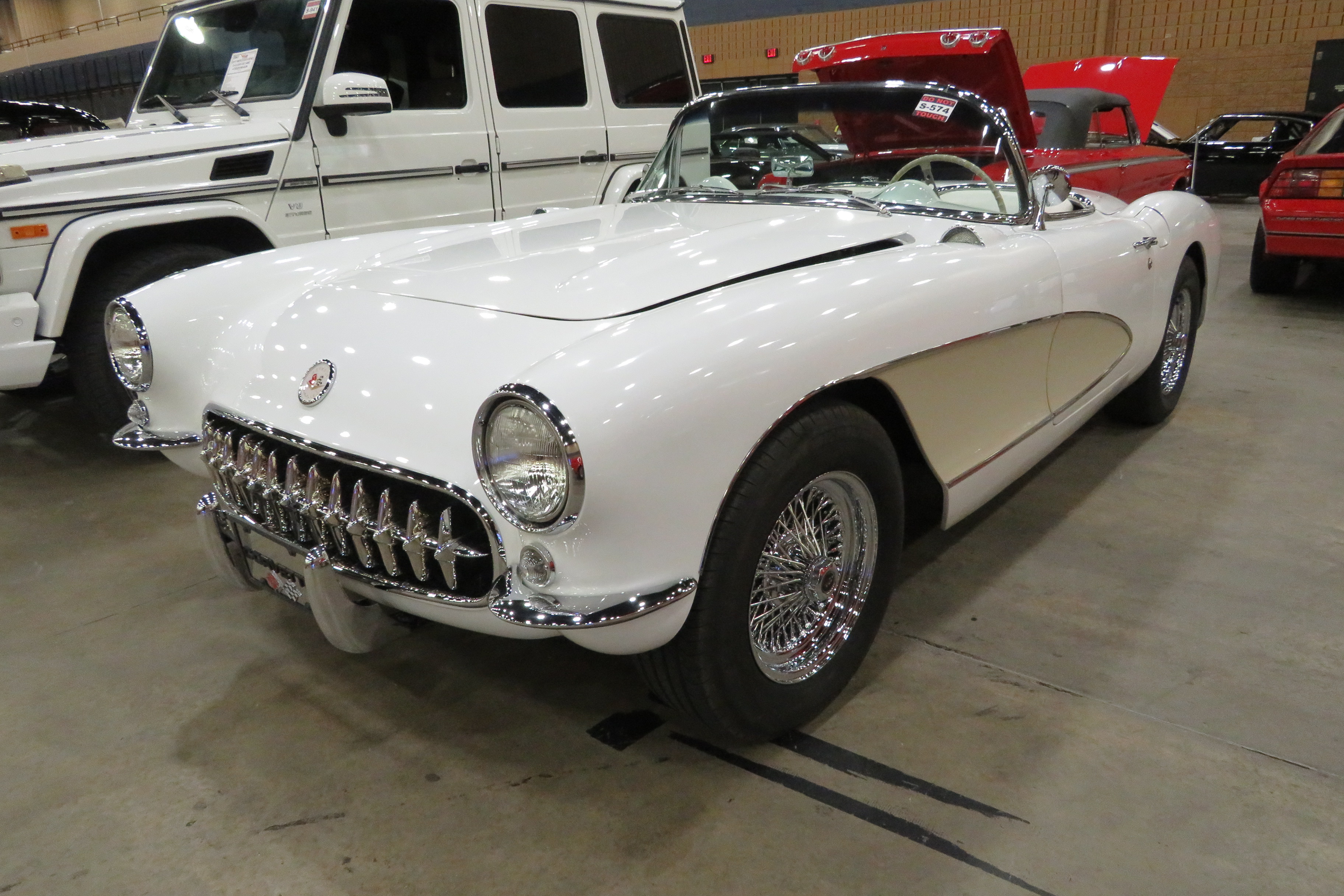 1st Image of a 1957 CHEVROLET CORVETTE