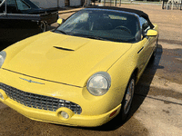 Image 2 of 6 of a 2002 FORD THUNDERBIRD