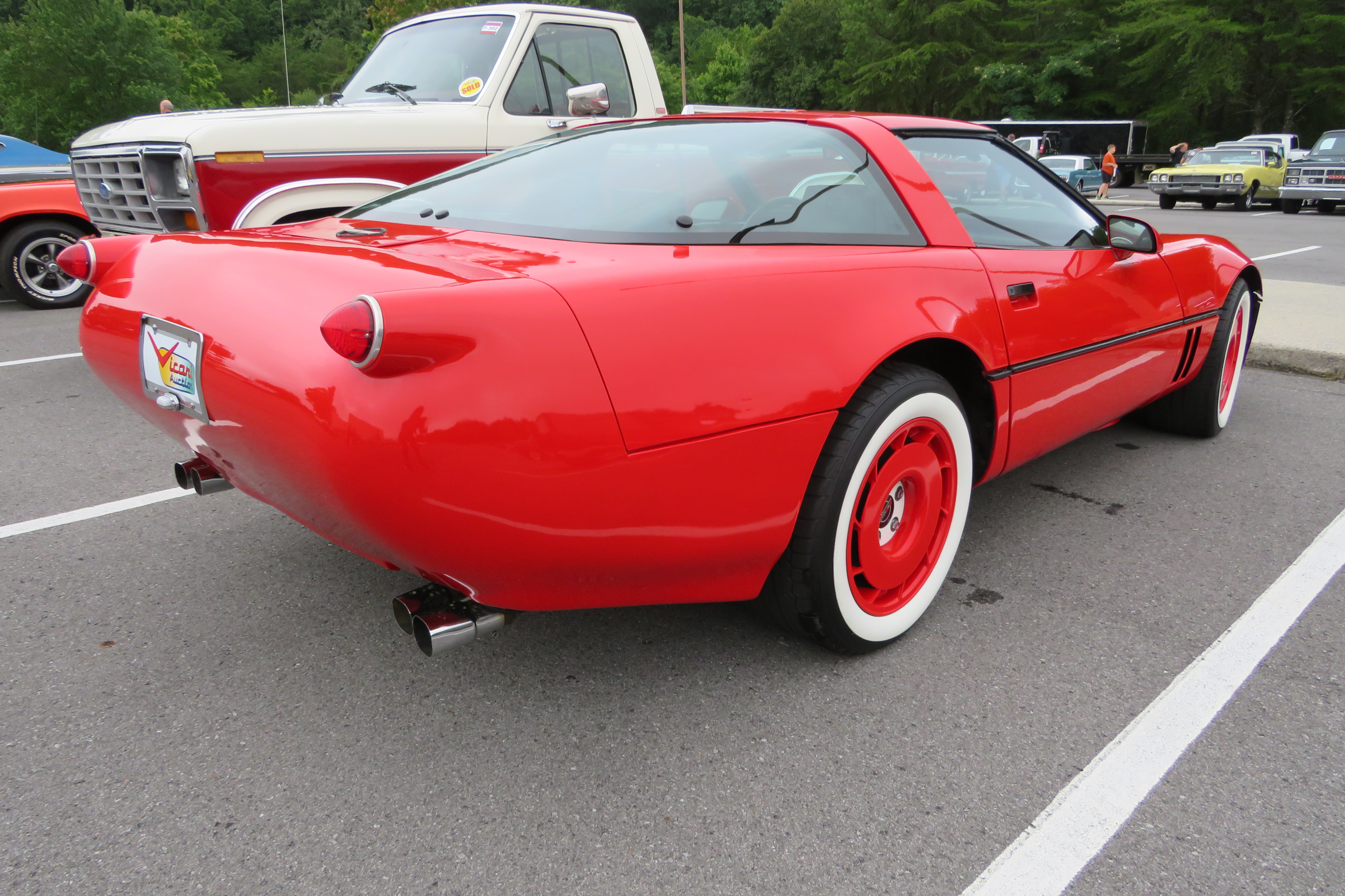 11th Image of a 1985 CHEVROLET CORVETTE