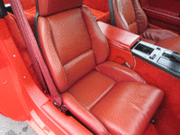 Image 9 of 14 of a 1985 CHEVROLET CORVETTE