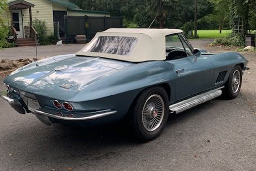 1st Image of a 1967 CHEVROLET CORVETTE