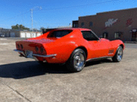 Image 3 of 10 of a 1968 CHEVROLET CORVETTE