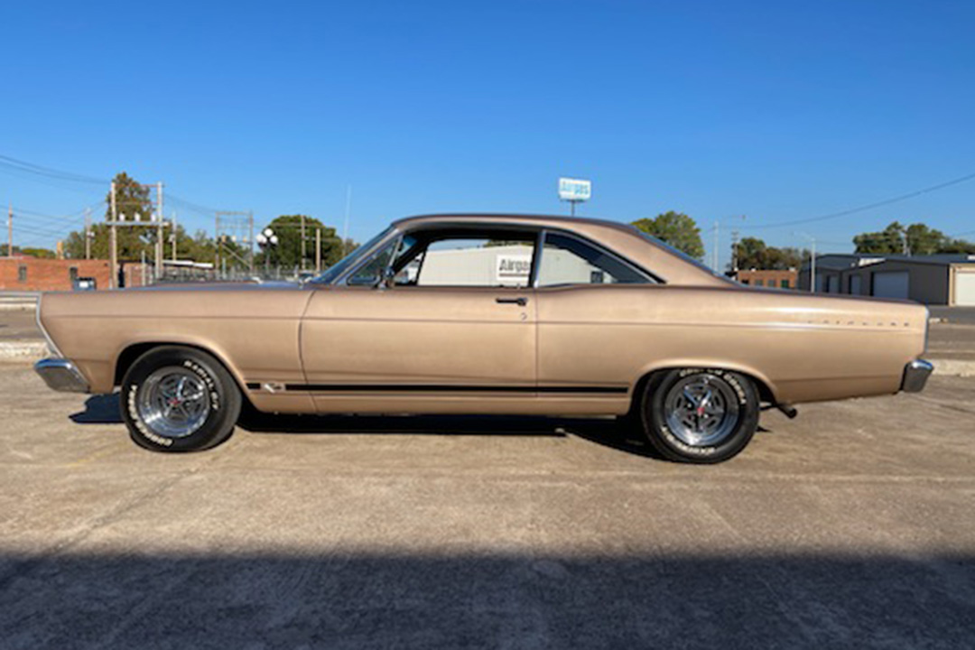 4th Image of a 1966 FORD FAIRLANE