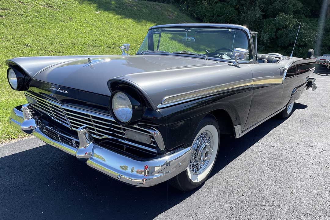 1st Image of a 1957 FORD FAIRLANE