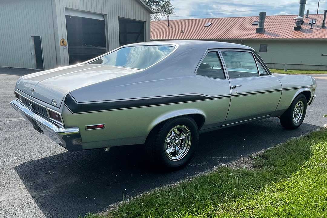 3rd Image of a 1971 CHEVROLET NOVA