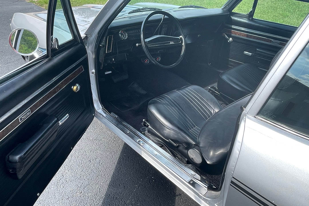 5th Image of a 1971 CHEVROLET NOVA