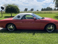 Image 5 of 9 of a 2003 FORD THUNDERBIRD JAMES BOND EDITION