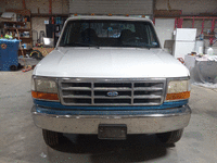 Image 7 of 10 of a 1997 FORD F-350