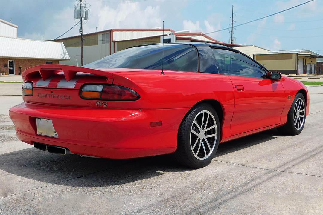 4th Image of a 2002 CHEVROLET CAMARO Z28