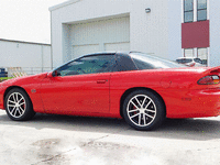 Image 4 of 9 of a 2002 CHEVROLET CAMARO Z28