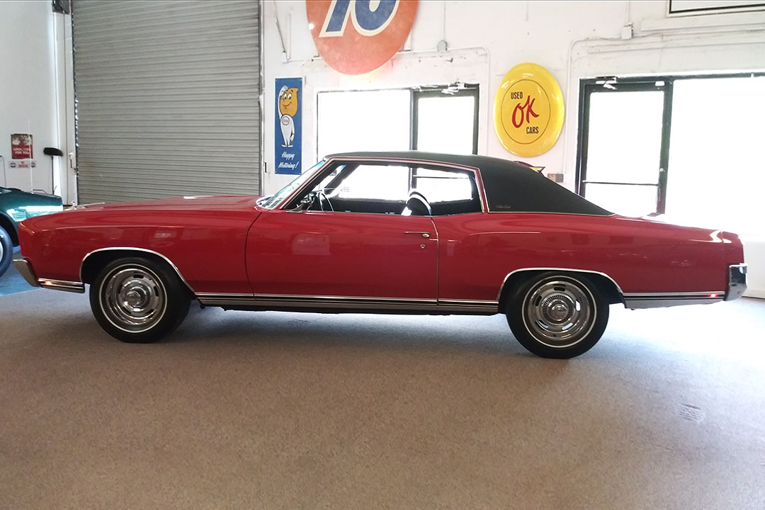 2nd Image of a 1971 CHEVROLET MONTE CARLO