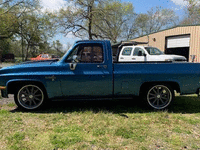 Image 2 of 12 of a 1983 CHEVROLET C10