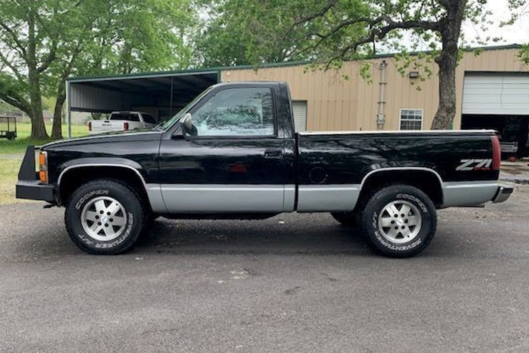 2nd Image of a 1990 CHEVROLET K1500