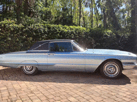 Image 5 of 20 of a 1966 FORD THUNDERBIRD