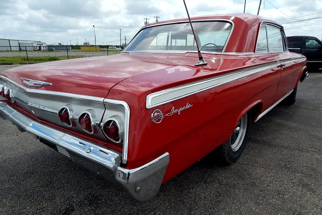 7th Image of a 1962 CHEVROLET IMPALA SS