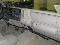 Image 8 of 14 of a 1998 CHEVROLET C1500
