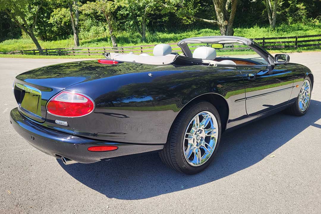 5th Image of a 2003 JAGUAR XK