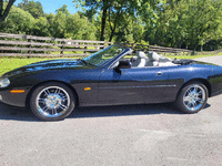 Image 4 of 19 of a 2003 JAGUAR XK