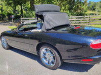 Image 7 of 19 of a 2003 JAGUAR XK