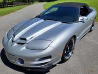 Image 5 of 17 of a 2002 PONTIAC TRANS AM