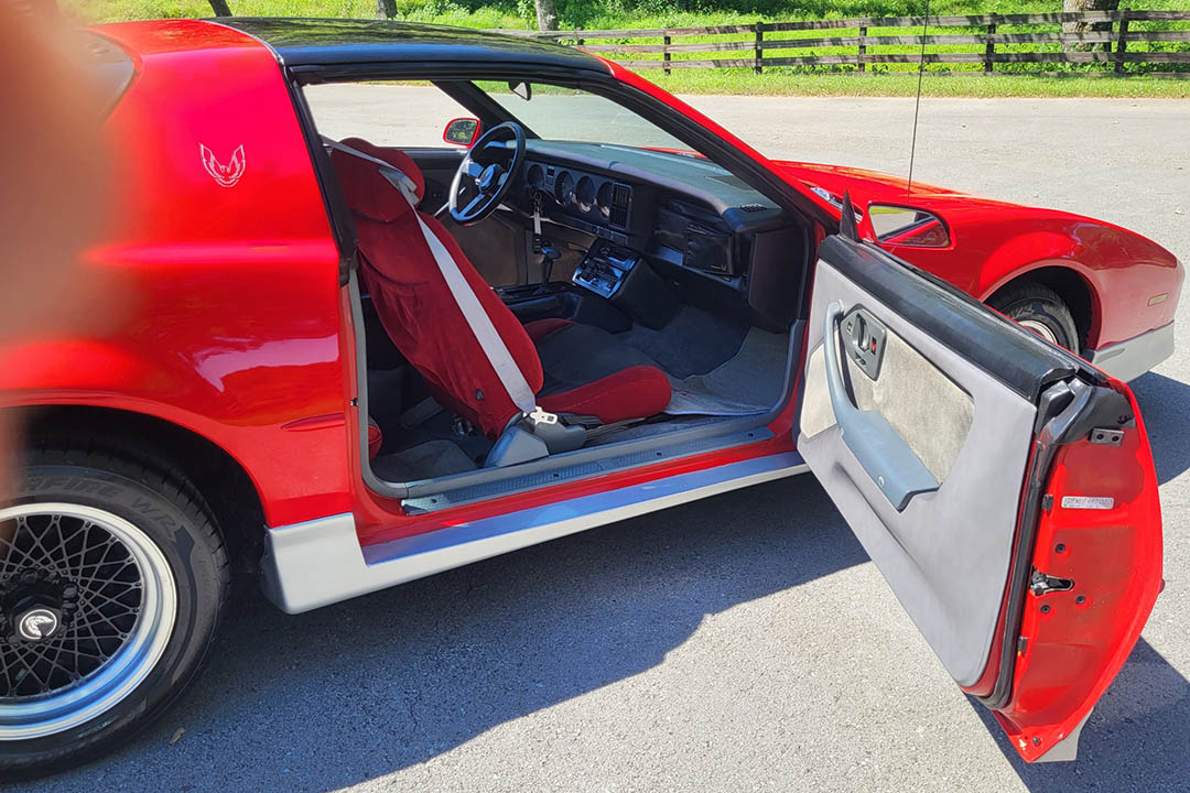 7th Image of a 1987 PONTIAC TRANS AM