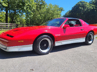 Image 2 of 19 of a 1987 PONTIAC TRANS AM