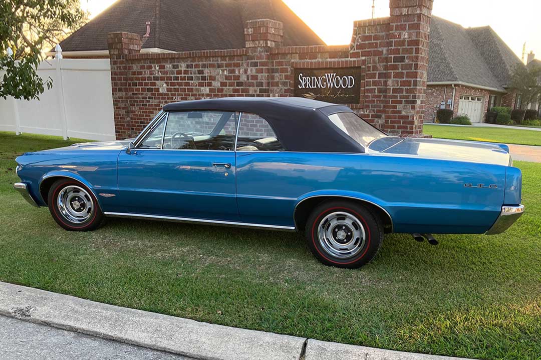 3rd Image of a 1964 PONTIAC GTO