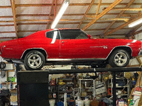 Image 2 of 11 of a 1972 CHEVROLET CHEVELLE