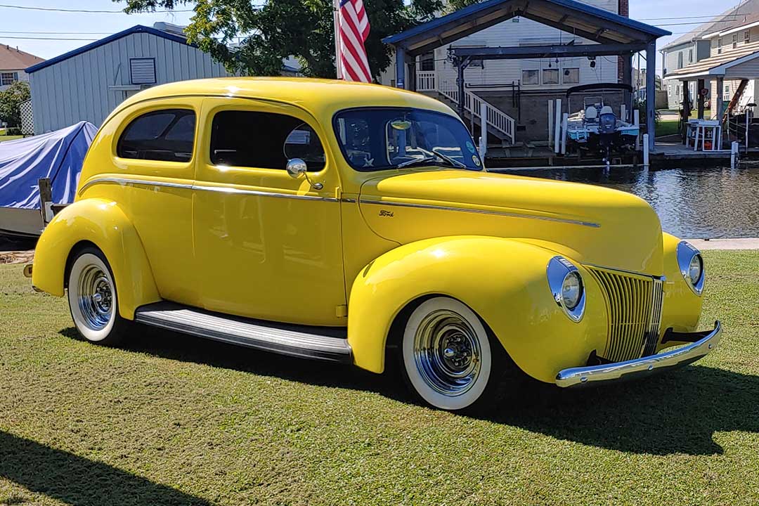 1st Image of a 1940 FORD DELUXE