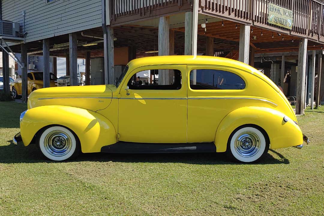 4th Image of a 1940 FORD DELUXE